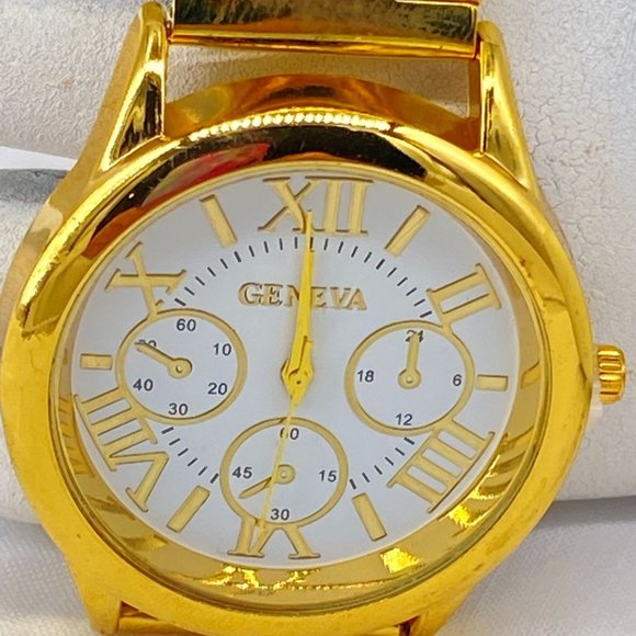 Watch Geneva Gold Toned - Picture 7 of 7